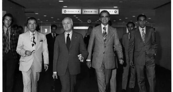 نمایندگانی که از نمایندگی خود خبر نداشتند؛ سازوکار انتخابات در نظام پهلوی
