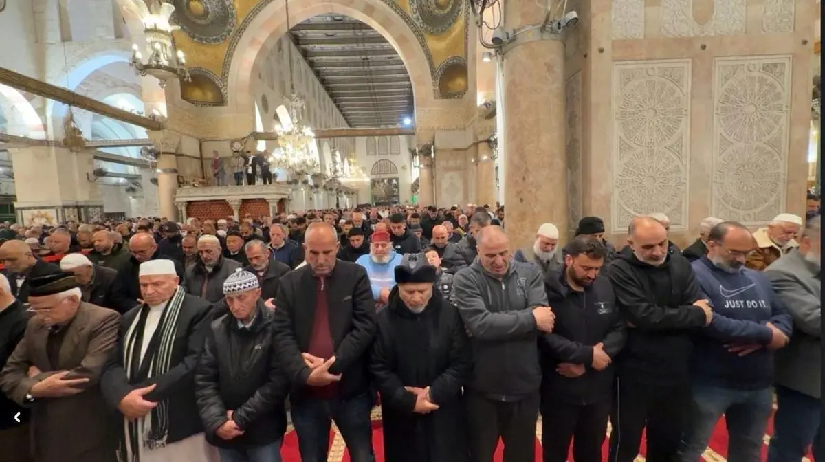 اقامه باشکوه نخستین نماز صبح جمعه در مسجد الاقصی پس از ۴۰ روز