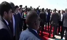  اجرای سرود «سلام فرمانده» توسط دختران زیمبابوه‌ای در استقبال از رئیسی/ ویدئو