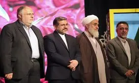 بساط تملق برای مسئولان/ از درخواست ماچ تا نسبت دادن بارش برف پارسال در قزوین به مناسبت حضور وزیر ارشاد/ ویدئو