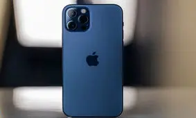  آیفون ۱۲ برای سلامتی مضر است؟

