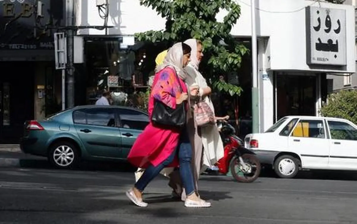 "حجاب" را به موضوعی برای "تقابل بین مردم" تبدیل نکنید

