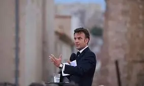 تحولات فرانسه؛ آیا کنترل امور از دست ماکرون خارج شده است؟