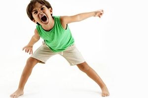 روش تربیتی والدین و توجه‌طلبی؛ ۲ علت عمده لجبازی کودکان