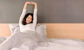 چگونه صبح ها پرانرژی از خواب بیدار شویم؟