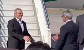 پزشکیان وارد مشهد شد

