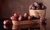 آیا شستن خرما قبل از مصرف ضروری است؟