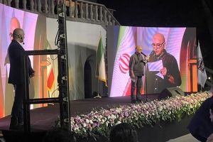 پرویز پرستویی عذرخواهی کرد/ تقدیر از علیرضا داوودنژاد، میترا محاسنی و عزیز ساعتی