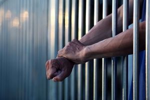 مرگ یک محکوم مالی پس از دستگیری و هنگام انتقال به بازداشتگاه