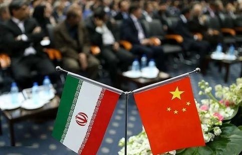 چینی‌ها می‌گویند یکبار نشده از ایرانی‌ها تعهد محرمانگی بگیریم ولی آن را لو ندهند/ پکن می گوید بعد از این همه سال هنوز معلوم نیست صاحب قرارداد ۲۵ ساله در ایران کیست؟/ ویدئو

