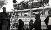 ماجرای اخراج ایرانیان از عراق/ هویدا: به همه ایرانیان رانده شده کار خواهیم داد