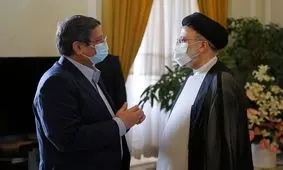 رئیس کل اسبق بانک مرکزی: دولت از مردم عذرخواهی کند