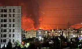 انفجار انبار نفت و قطع برق در شهران بر اثر حمله صهیونیست‌ها/ ویدئو