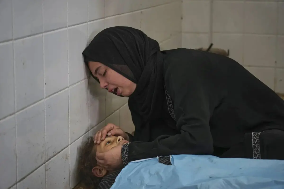شهادت ۶۰ فلسطینی در حملات امروز اسرائیل به غزه/ ۲۷ نفر هنگام دریافت کمک شهید شدند

