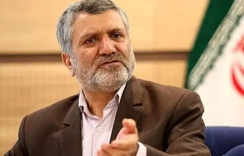 افشاگری وزیر کار دولت رئیسی از حقوق‌های نجومی؛ دریافت دستمزدهای بیش از ۲۵۰ میلیونی در برخی موسسات نفتی و پتروشیمی/ ویدئو