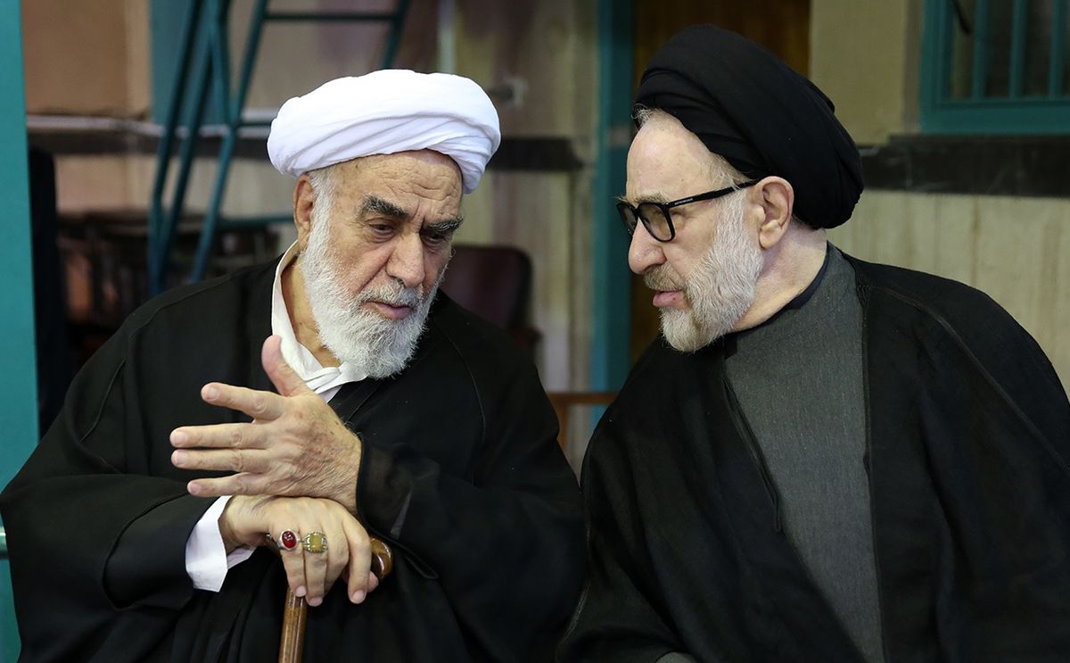 سید محمدخاتمی کنار رئیس دفتر رهبر انقلاب پس از سال ها/ عکس