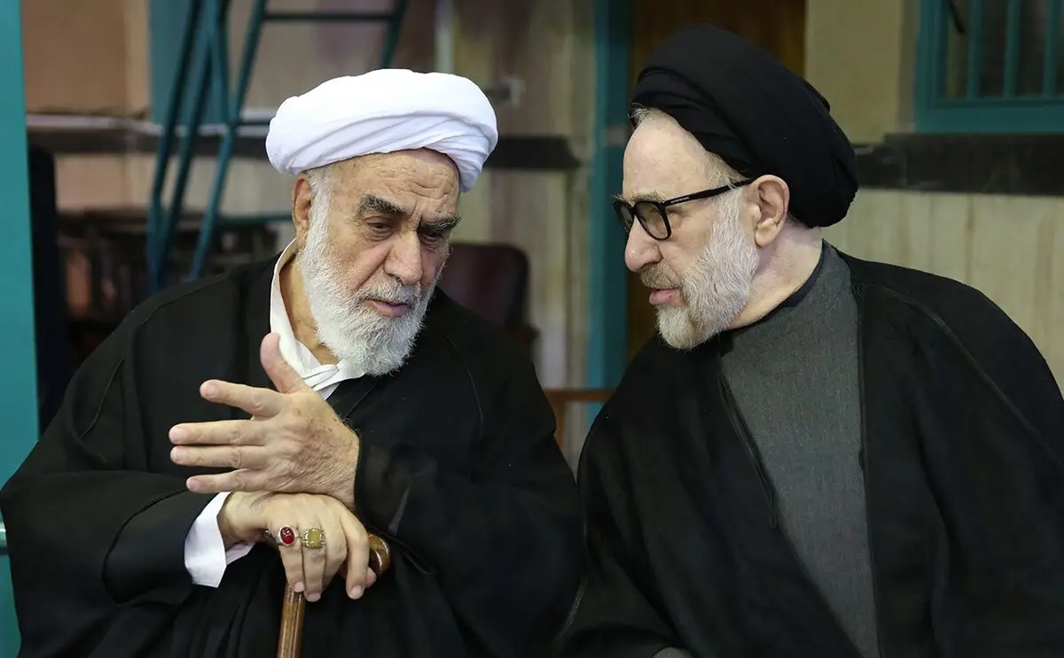 سید محمدخاتمی کنار رئیس دفتر رهبر انقلاب پس از سال ها/ عکس

