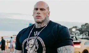 عکس ها و سابقه مارتین فورد