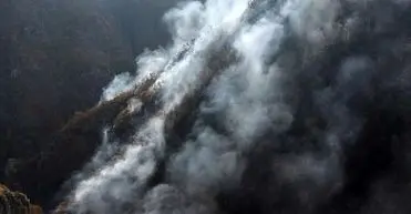 لزوم استفاده مسئولین از تمام ظرفیت های موجود برای مهار آتش 