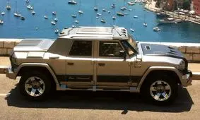 دارتز پرومبورن؛  بازآفرینی لامبورگینی LM002 بر اساس اوروس