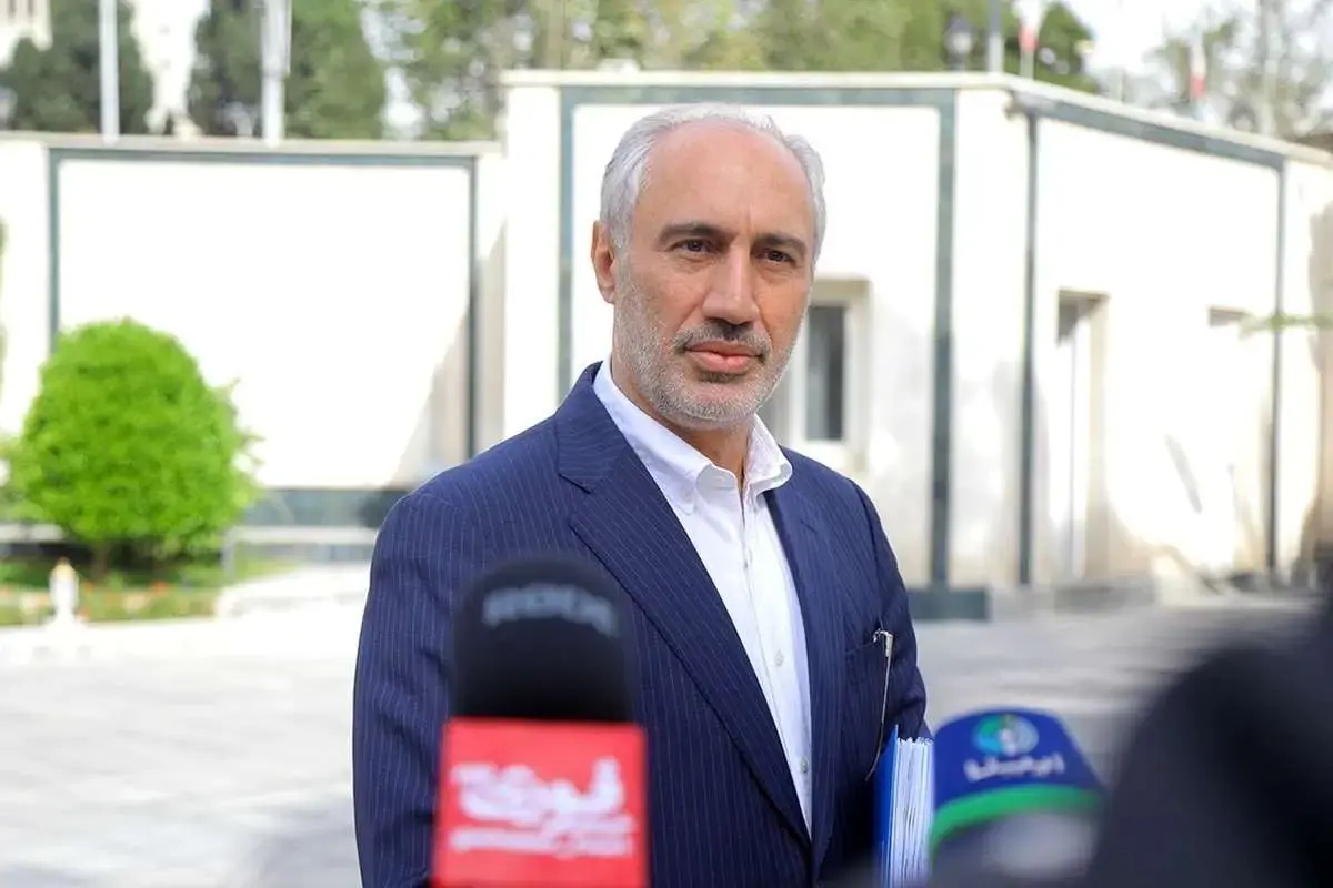 رئیس سازمان برنامه و بودجه: برای برنج ارز ۲۸ هزار و ۵۰۰ تومانی تخصیص می‌دهیم که محصول با قیمت نهایی ۶۰ تا ۷۰ هزار تومان به دست مردم برسد، اما با نرخ ۱۵۰ تا ۲۰۰ هزار تومان می‌رسد