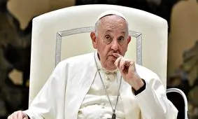 پاپ: برایم تشییع جنازه ساده برگزاری کنید و بیرون از واتیکان دفن کنید

