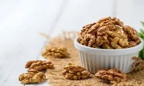 تاثیر خوردن گردو در صبحانه بر عملکرد مغز انسان

