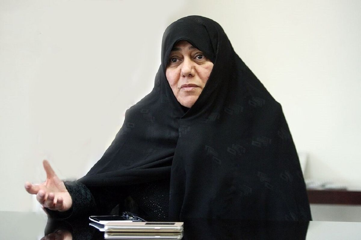 پزشکیان بیاید تا سال ۱۴۰۷ در ایران دیگر حجاب نداریم/ ۲۰ میلیون نفر در غرب پدرشان را نمیشناسند