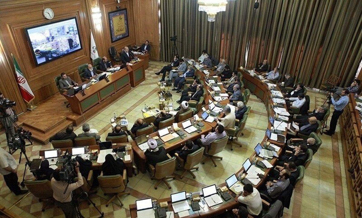 همه چیز با یک تذکر شروع شد، درگیری لفظی در صحن شورای شهر تهران/ ویدئو
