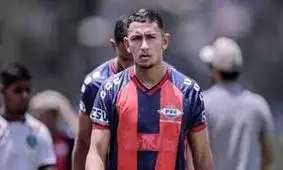 مرگ فوتبالیست برزیلی پس از تصادف با گاو/ ویدئو 