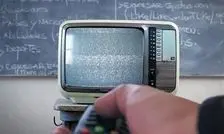 مدرسه تلویزیونی را خیلی جدی نگیرید!