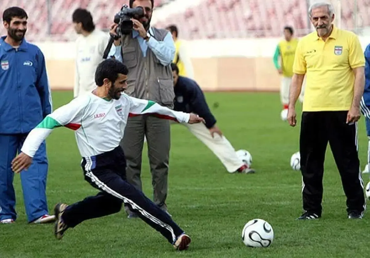 رفتار احمدی نژادی مدیران پرسپولیس با وحید هاشمیان
