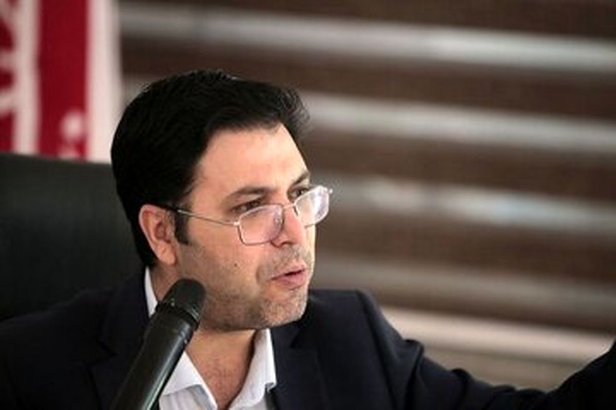 وقتی از دولت رئیسی انتقاد می کنم می گویند اصلاح طلب هستی!