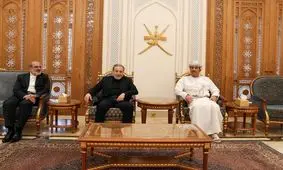عراقچی وارد عمان شد

