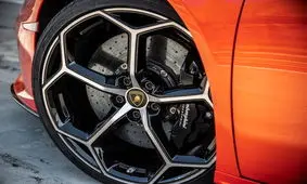 لامبورگینی هم با پلاک ملی به خیابان های تهران می‌رسد؟