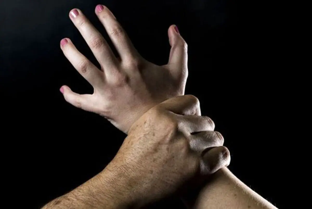 ترفند عجیب متجـاوز اتوبان برای آزار زنانِ راننده