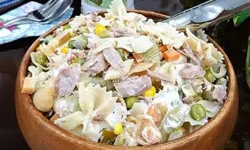 یک سالاد مجلسی با عطر کره و طعم بی‌نظیر قارچ