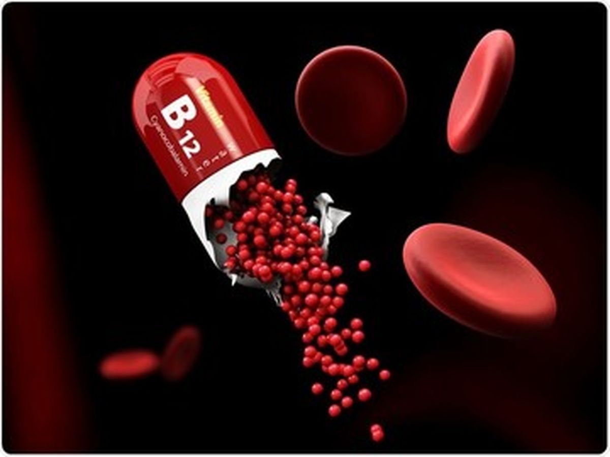فواید و مضرات ویتامین B12 چیست؟