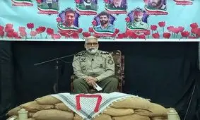 دشمن با بزرگ نمایی مشکلات، به دنبال آن است که مردم را نسبت به انقلاب بدبین کند