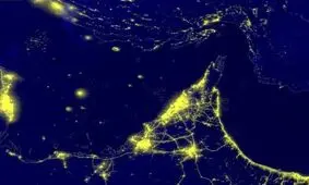 عبور 2 کشتی کانتینربر چینی از تنگه هرمز