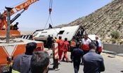 سقوط اتوبوس در جاده دماوند با ۴ فوتی/ علت واژگونی اتوبوس در جاده فیروزکوه / ویدئو