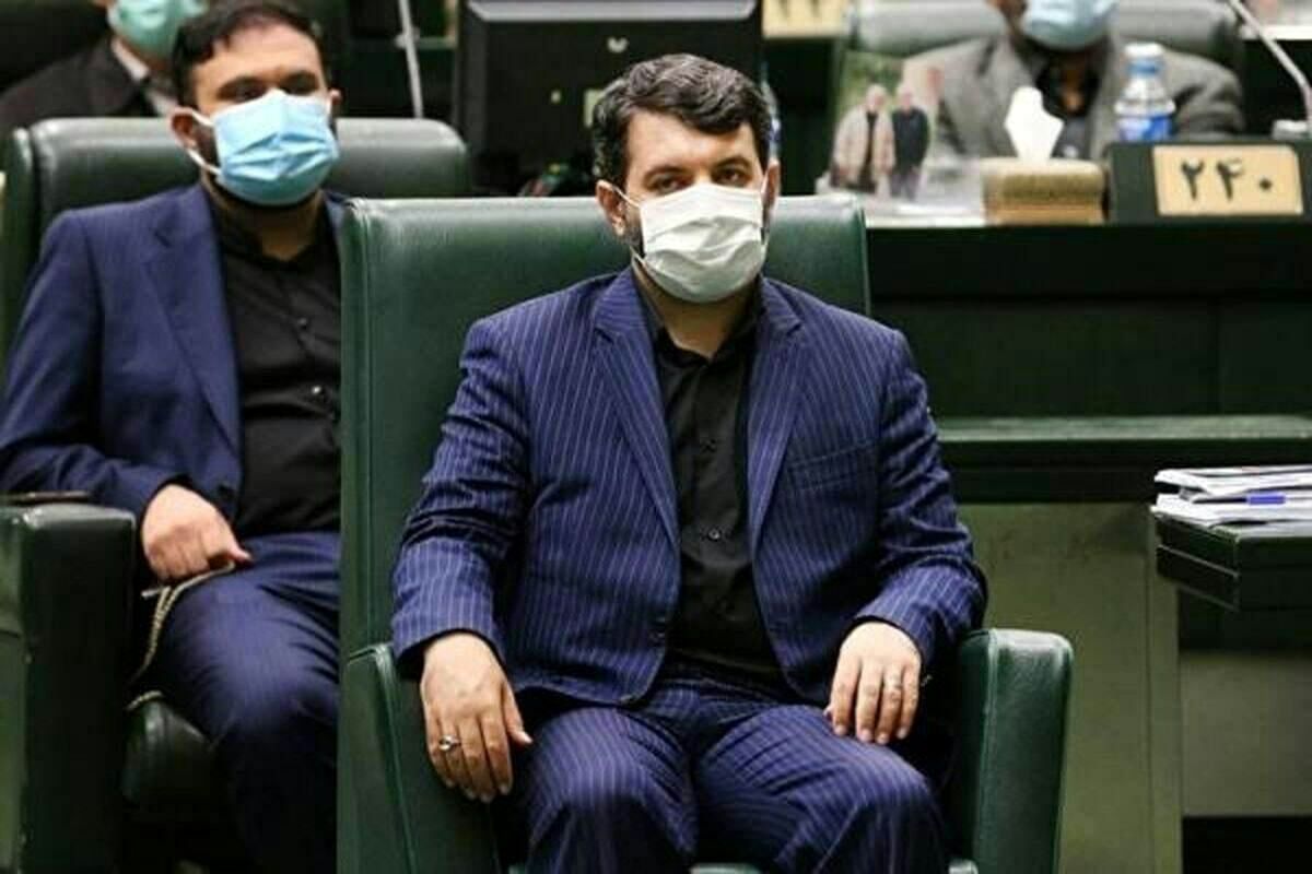 استعفای عبدالملکی تصمیم شخصی خودش نبود، او تمایلی نداشت که نیروهایش را در وزارتخانه کنار بگذارد