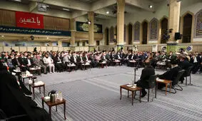 روایتی از ایجاد اتاق سیگار در بیت رهبری برای دیدار شاعران/ ویدئو