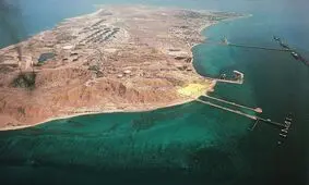 توقف فعالیت پایانه صادرات نفت ایران/ جزیره خارک بدون نفتکش ماند/ فشار محاصره به چاه‌های نفت رسید