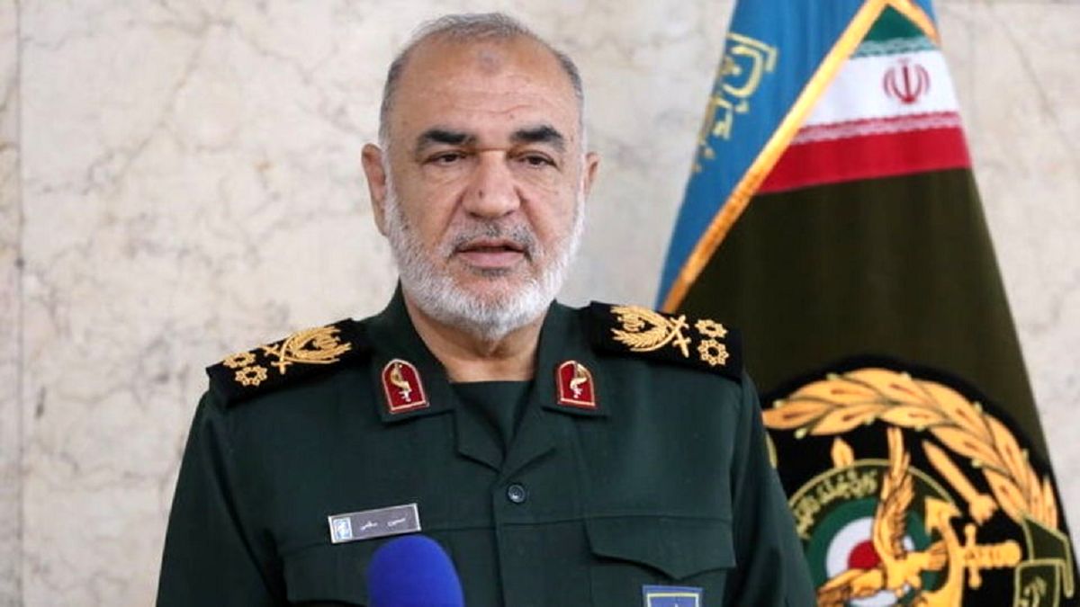 فرماندهکل سپاه: مقاومت اسلامی منطقه پاسخ دندانشکنی به جبهه شرارت خواهد داد/ ملت ایران در ۱۳ آبان بر بزرگترین امپراطوری تاریخ بشریت یعنی آمریکا غلبه کرد