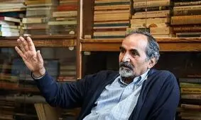 آزادارمکی: در حال تبدیل شدن به جامعه سکولار هستیم/ ریشه‌ بی دینی مردم به عملکرد برخی مسئولان و حکومت دینی بر می گردد/ اینکه مردم به سمت مواد مخدر و مشروبات الکلی می روند خودش نوعی اعتراض است/ قاتل کسانی که خودکشی می‌کنند عملکرد نهادهای رسمی کشور است