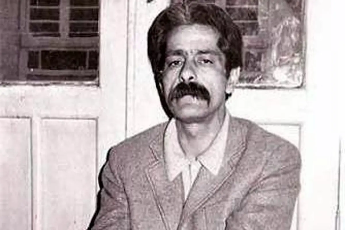احمد پورمخبر، وقتی معرکه‌گیر خیابانی بود | تهران ۱۳۵۵ شمسی | ببینید