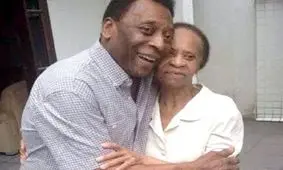 مادر ۱۰۰ ساله پله از مرگ پسرش خبر ندارد

