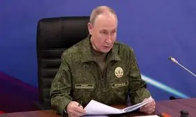 پوتین در روز دیدار زلنسکی و ترامپ لباس نظامی پوشید