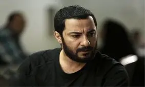 سفر در زمان؛ گریم پیرمردی «نوید محمدزاده» در یک نمایش؛ 14 سال قبل 